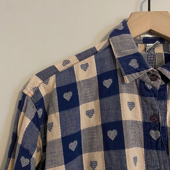 Maggie & Max Gingham/Checkered Heart Button Down MEDIUM - Picture 2 of 6